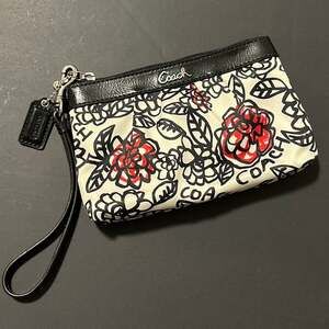 Coach Poppy Daisy Floral Graffiti Wristlet with Leather Scalloped Trim